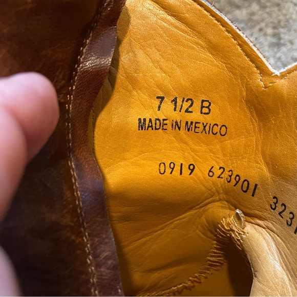 Old Gringo Hippy Dance Boots Burnished Leather 3D Appliquéd Studded Flowers 7.5B - Picture 14 of 16